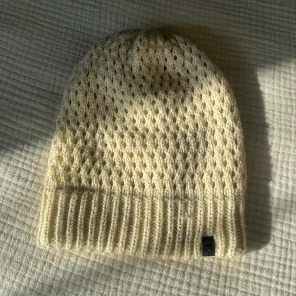 The Northface Cream white knit beanie